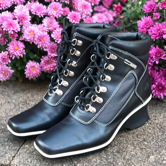 TIMBERLAND Hill Wedge Ankle Boots Size 5.5 Leather lace-up Black with White trim - Picture 16 of 16